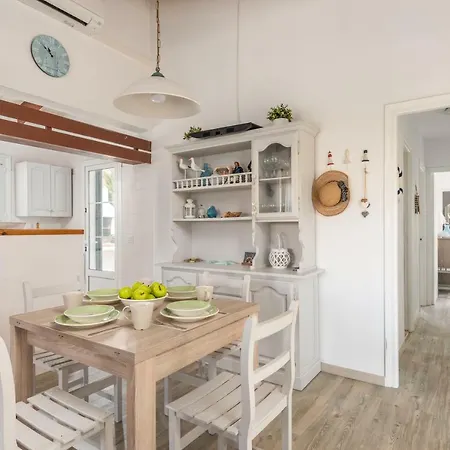 Arlette Cala'N Bosch (Menorca)
